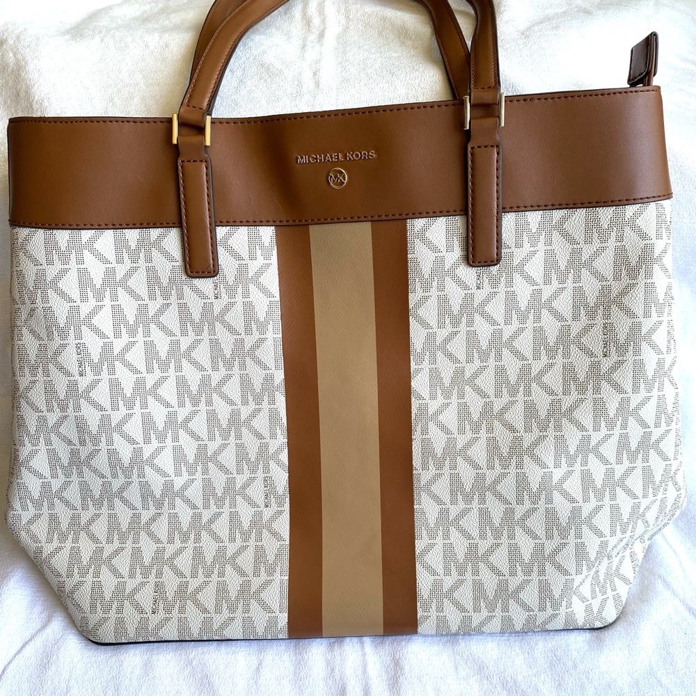 Michael Kors Stripe Morgan